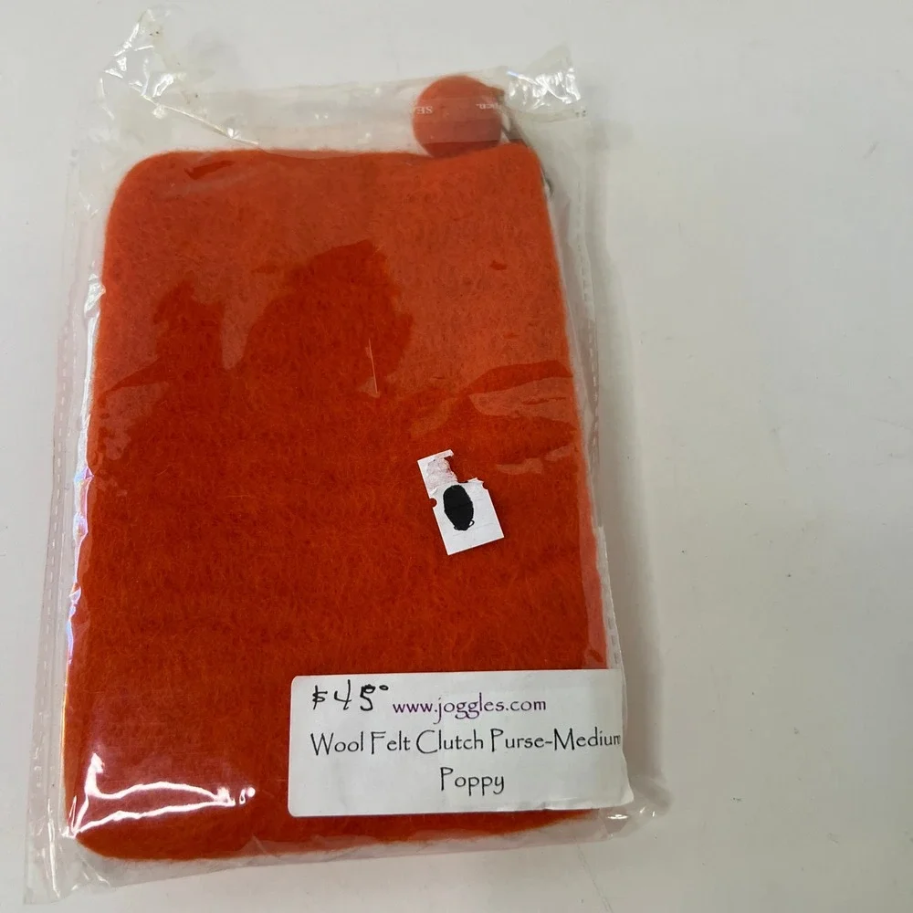 Joggles Wool Felt Clutch Purse - Medium Poppy‎ NWT 4 x 6